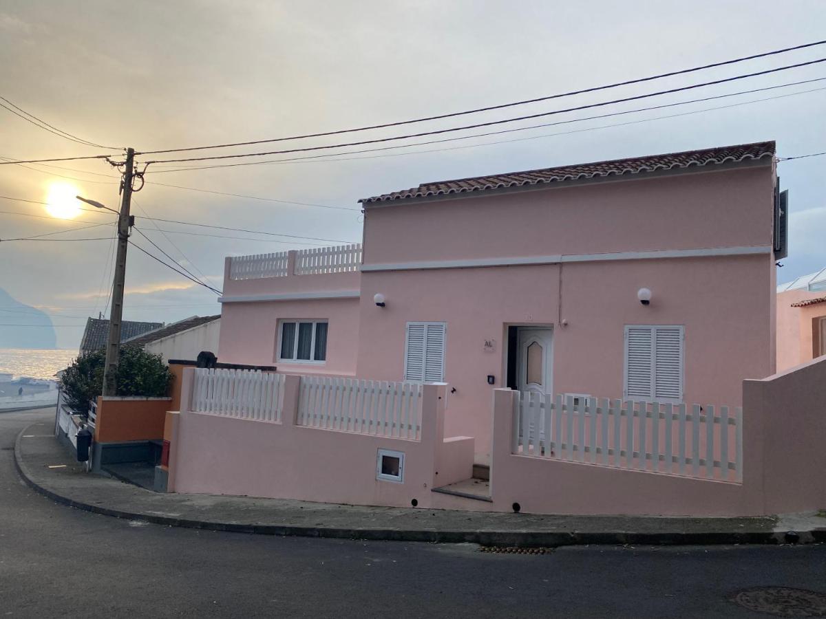Casa Da Ribeira - Mosteiros 모스테이루스 외부 사진
